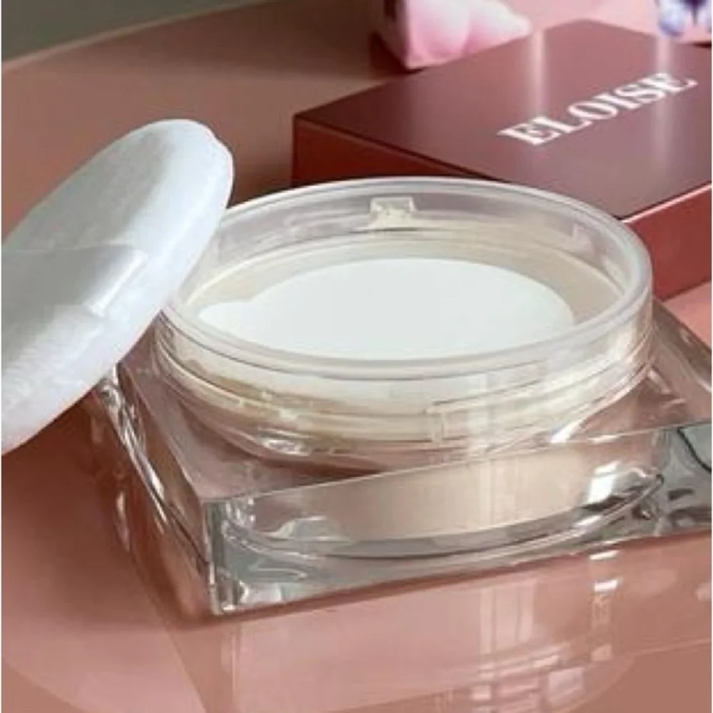 💝NIB Eloise Flawless Loose Setting Powder- Vanilla💝